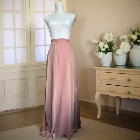 Dusty Rose elegant evening gown. - Picture 8 of 13